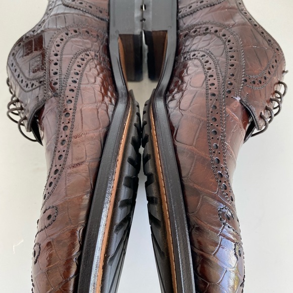 CAPORICCI 3318 genuine alligator shoes.
Dark Brown (Castagno)
Wing tip - Picture 4 of 11